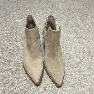 Vince camuto pointy ankle boots